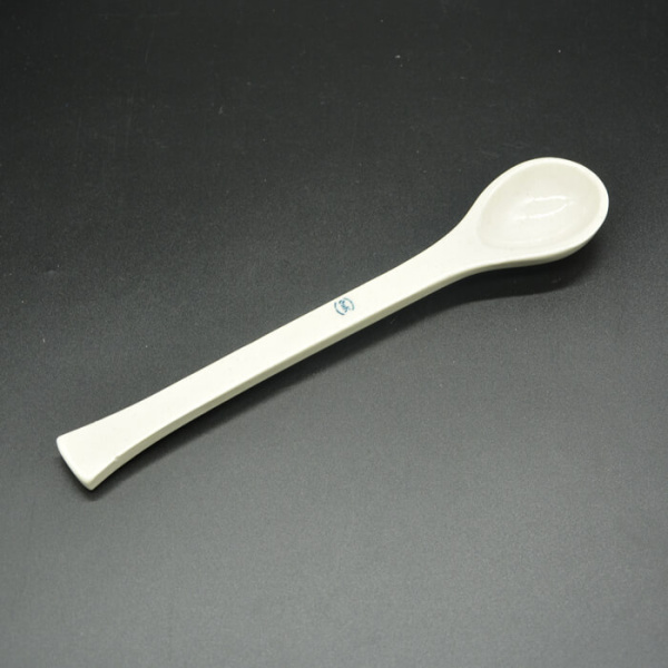 Ложка № 2, 150х30 мм, фарфор Ложка № 2, 150х30 мм, фарфор